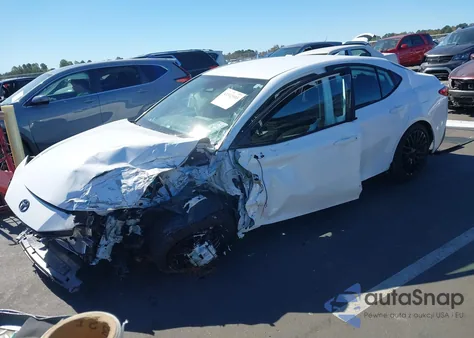 2025 Toyota Camry Le из США, поврежденный, VIN 4T1DAACK7SU188556